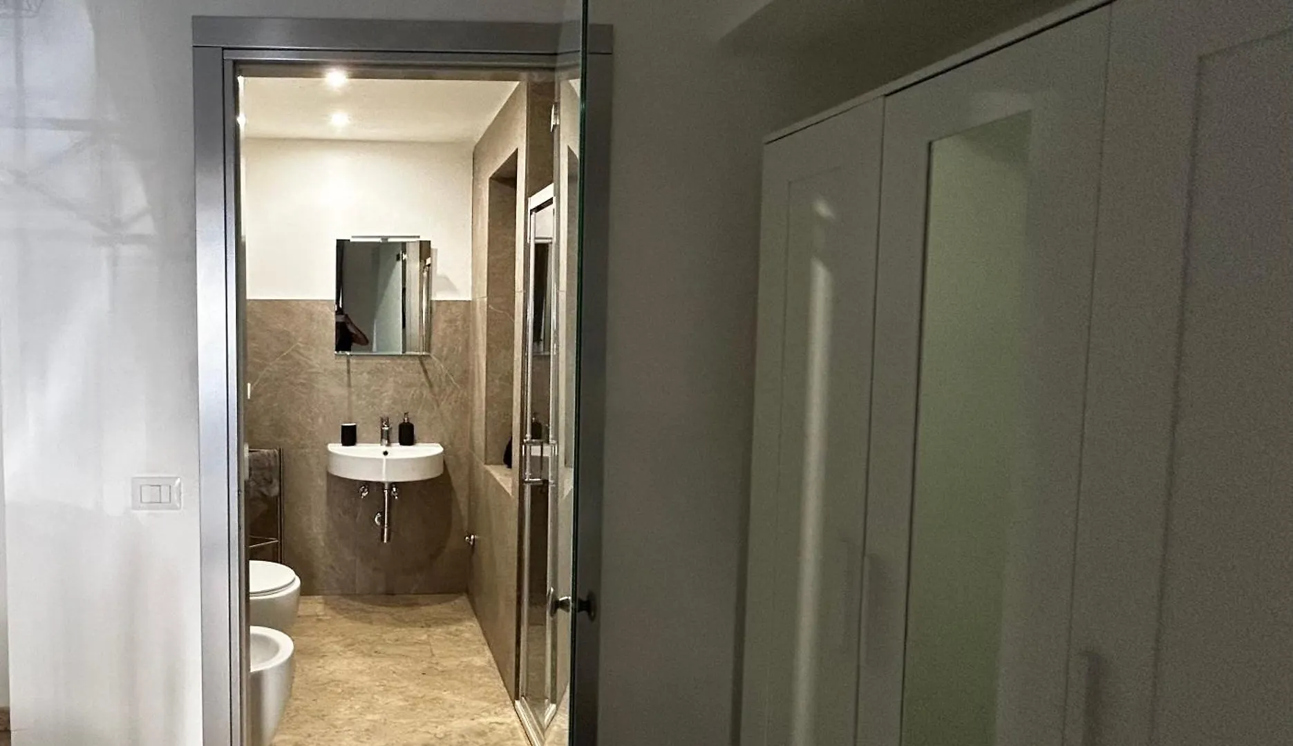 Appartamento G House 100 Aeroporto di Catania Fontana Rossa Italia