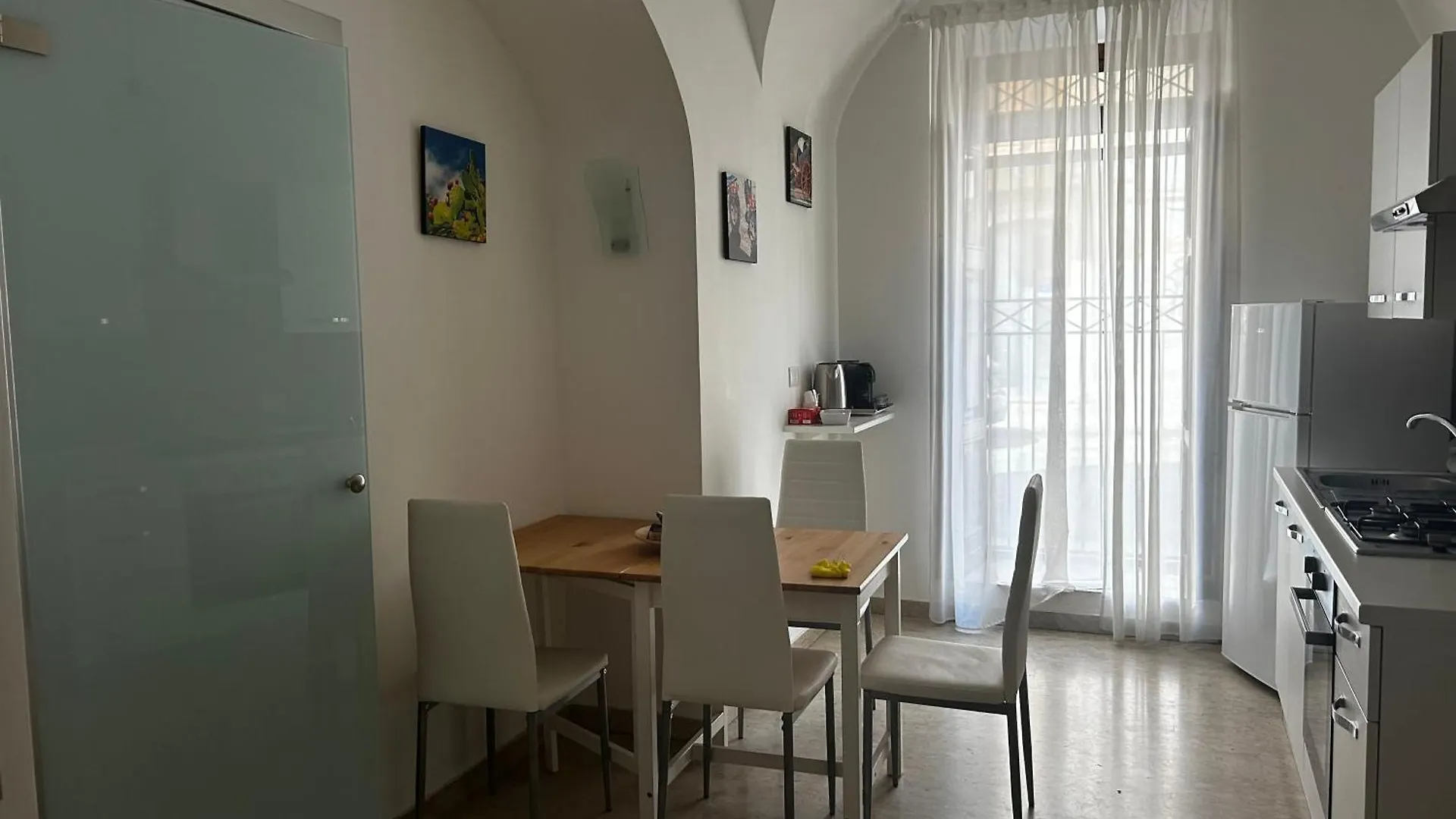 Appartamento G House 100 Aeroporto di Catania Fontana Rossa